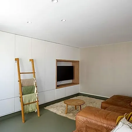 Vista Del Mar Japandi Apartment *